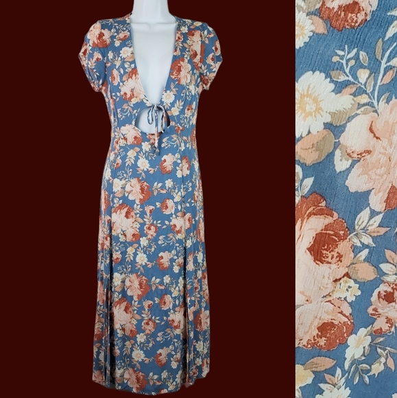 Lulus Dresses & Skirts - LULU'S Best Day Of My Life Light Blue Floral Dress